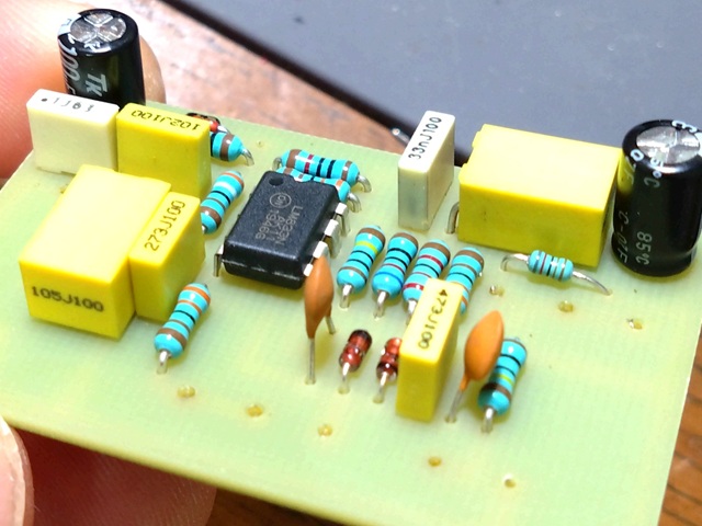 Y.O.S.ギター工房 Smoggy Overdrive 解析